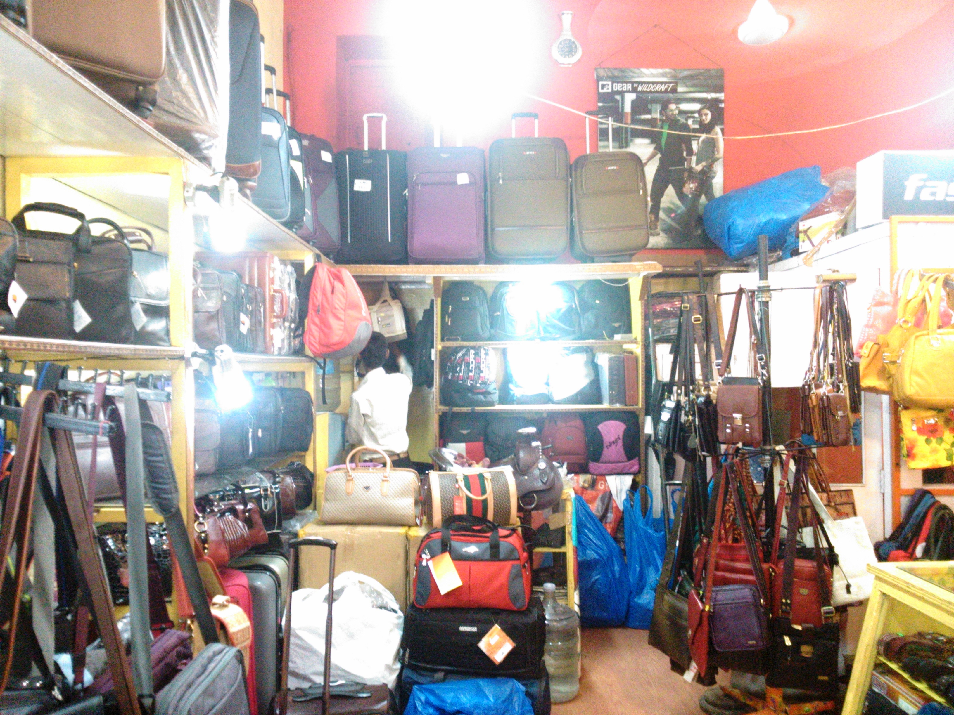 shree leather showroom in cp
